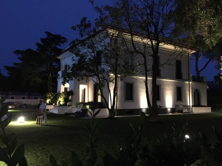 Palazzo della Salute Martinez 7 Villa residenziale tecnologica